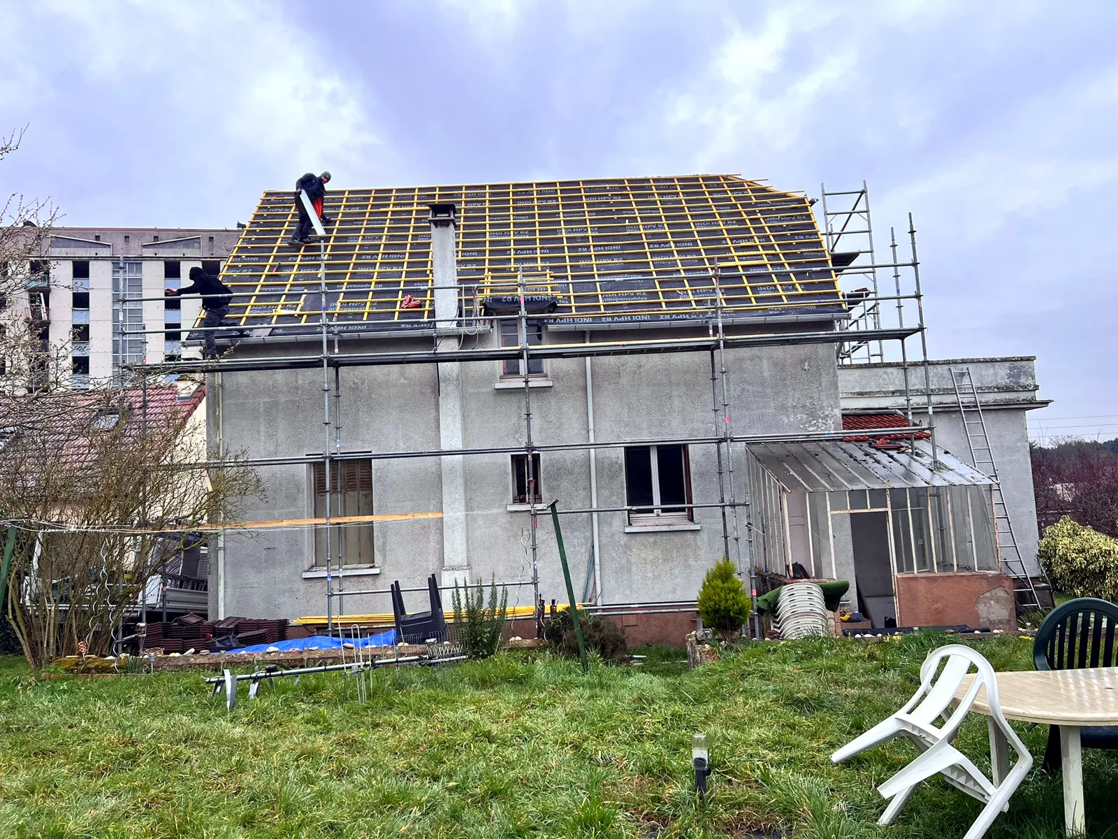 Pendant — réfection de toiture par Eco Toit Renov